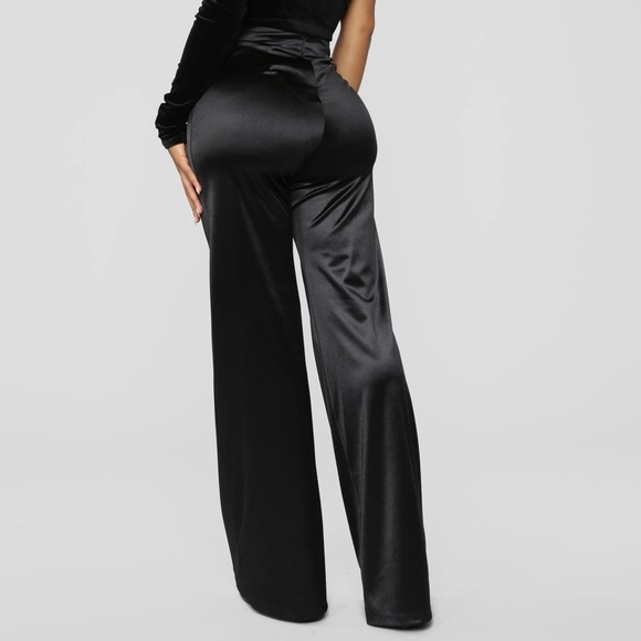 Fashions Nova’s Stretchy Satin pants - Picture 2 of 5
